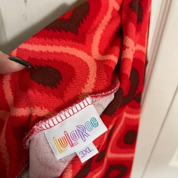 Lularoe Womens Red Geometric Pattern Stretch Knee Length Skirt Size 3X - Picture 2 of 5